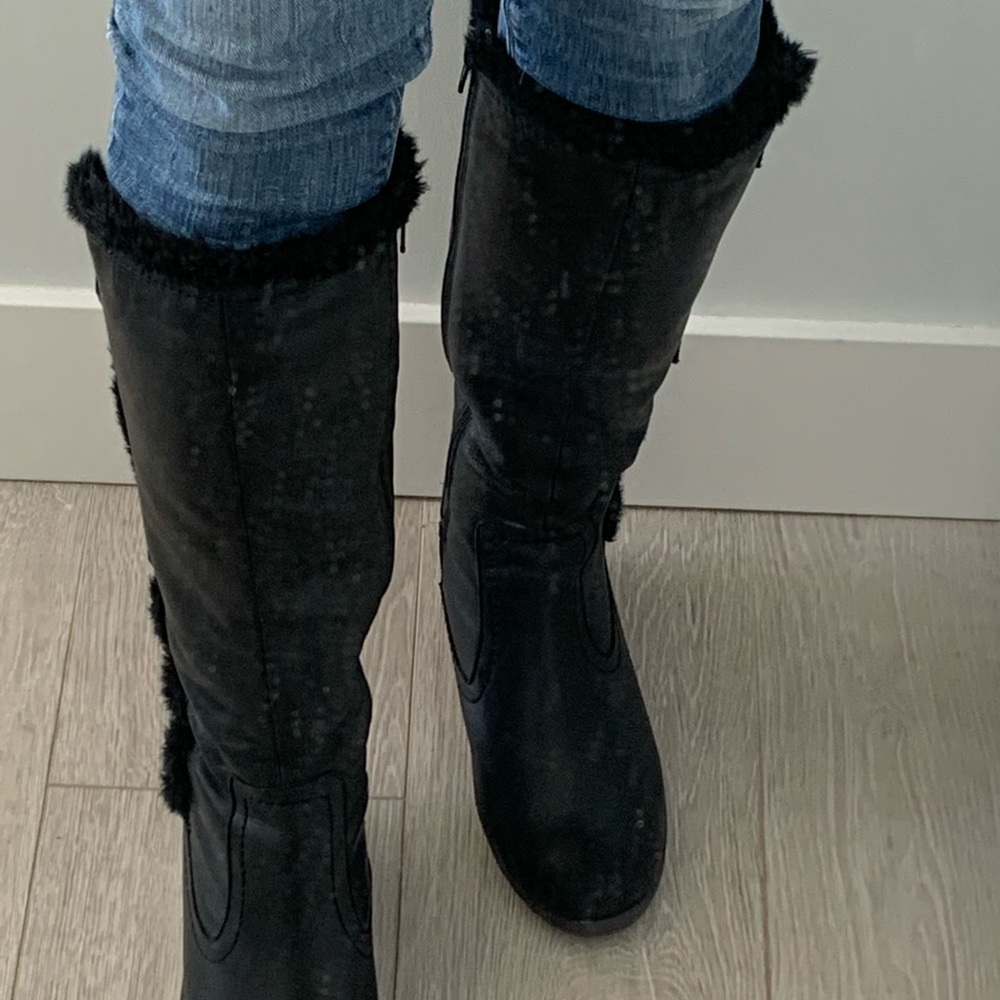Hush Puppies tall black leather boot size 12
